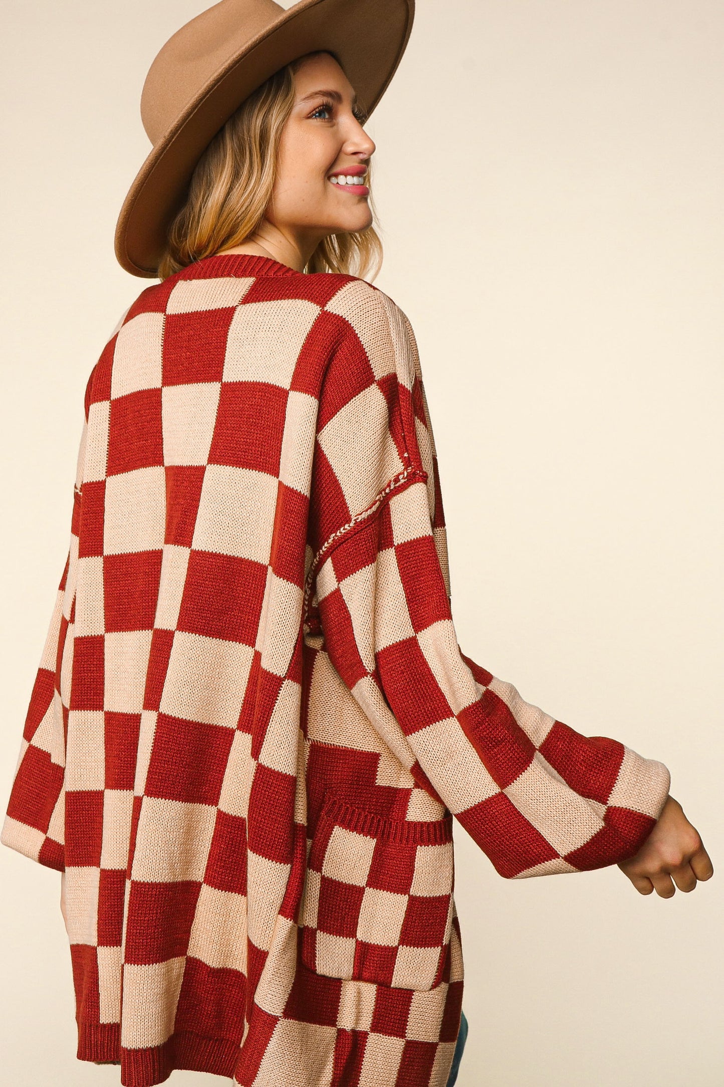 Oversized Checkered Cardigan With Pockets