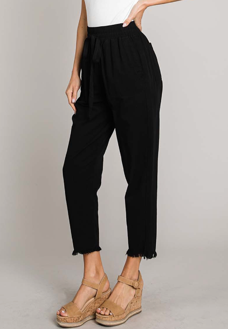 Fray Hem Detailed Cropped Pants